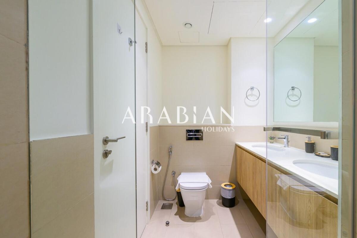 Contemporary 2 Bedroom In The Heart Of Hills Appartement Dubai