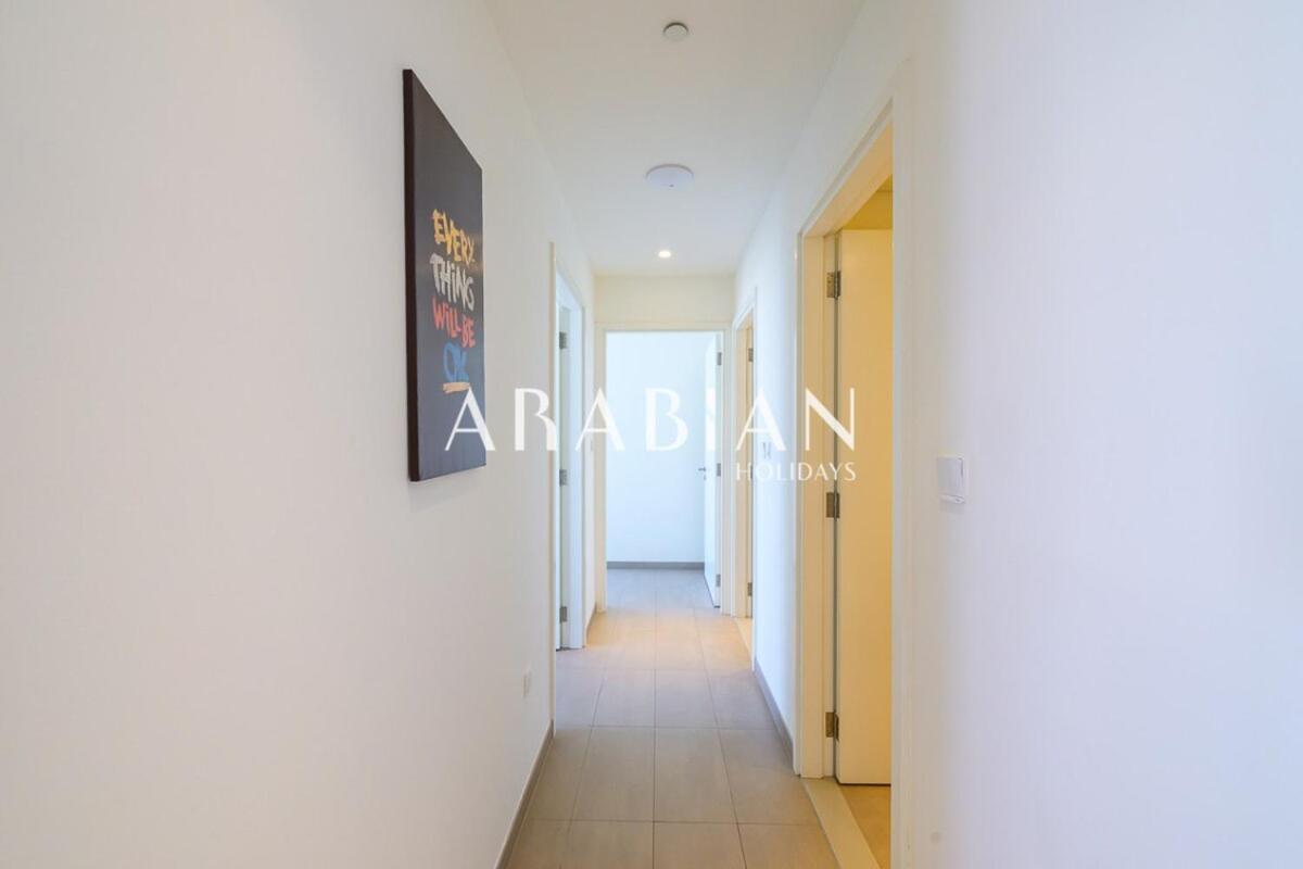 Appartement Contemporary 2 Bedroom In The Heart Of Hills Dubai